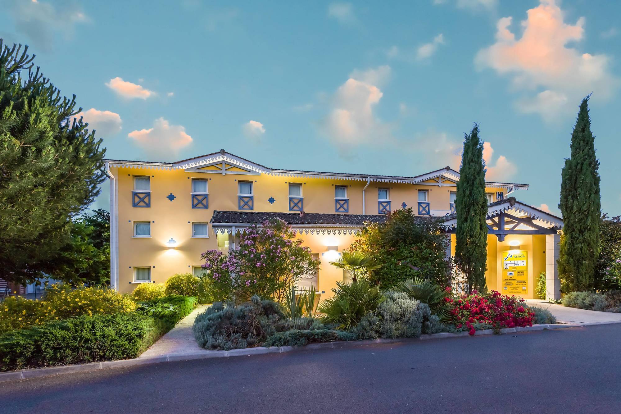B&B Hotel Bordeaux Merignac Aeroport Екстериор снимка